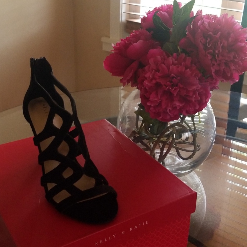 high heels shoes